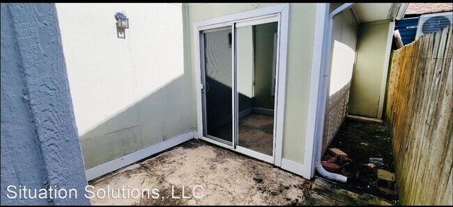 Building Photo - 3 br, 2 bath House - 1229 Ferndale Court