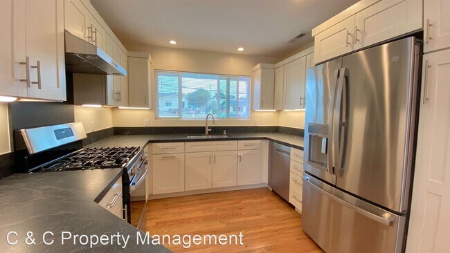 Foto del edificio - 2 br, 2 bath House - 1779 Highland St
