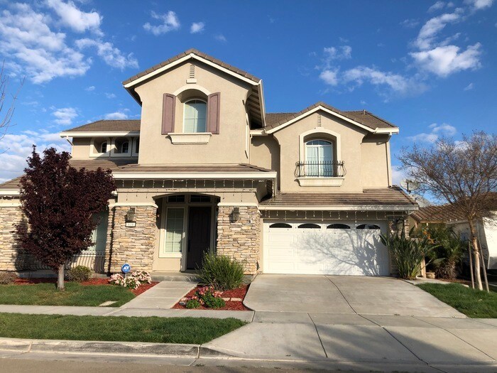 Primary Photo - Awesome Lathrop Large 5 Bedroom Home