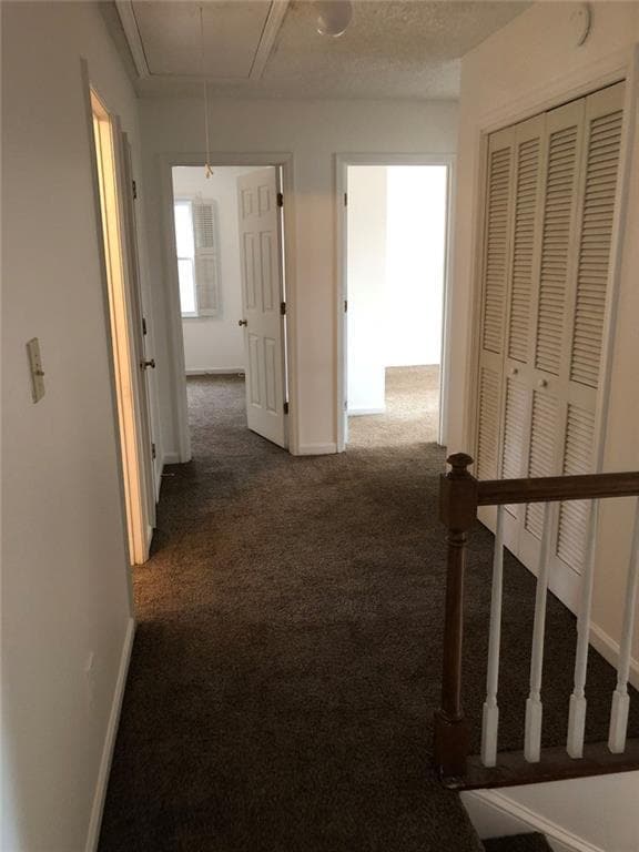 Foto del edificio - 2535 Raintree Way NE