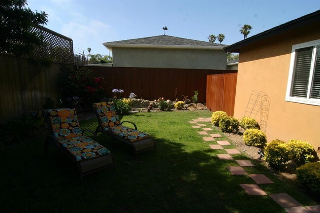 Building Photo - 3 br, 1 bath House - 2126 Havemeyer Lane