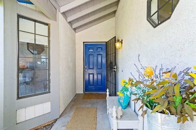 Building Photo - 13562 Vellanto Way