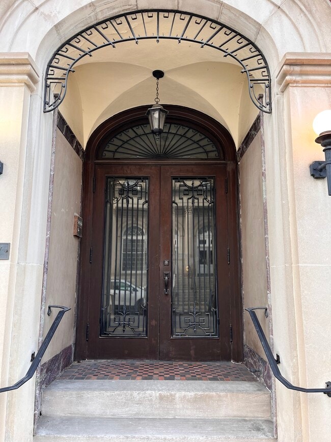 Foto del edificio - 30 Jay St