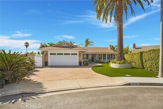 Building Photo - 25222 Del Rio