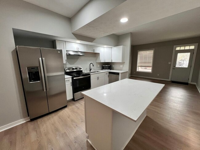 Photo - 16 Clay St Townhome