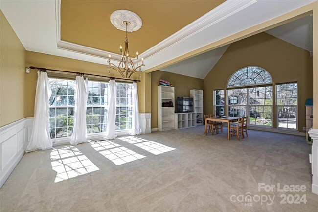 Building Photo - 13341 Broadwell Ct