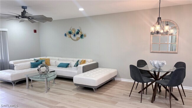 Foto del edificio - 59 Camelot Gardens Blvd