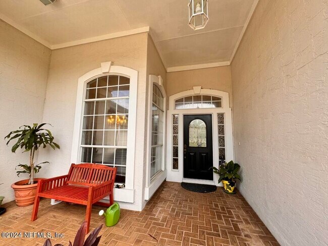 Building Photo - 148 Fairway Oaks Dr