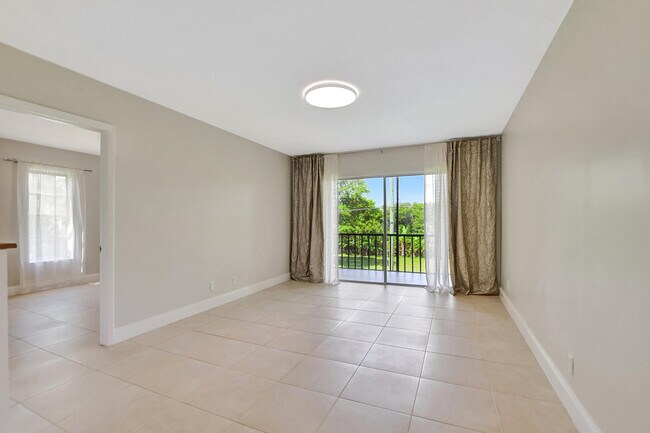 Foto del edificio - 450 NW 20th St