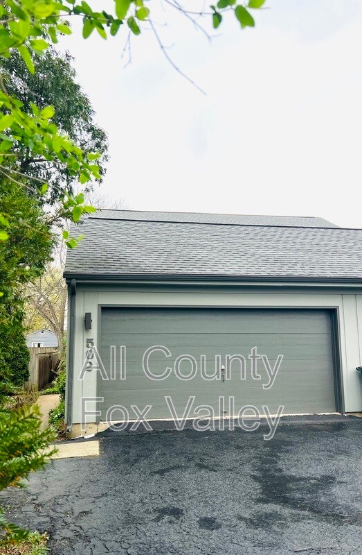 Foto del edificio - 502 S Hough St