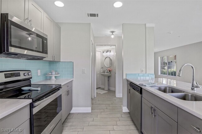 Foto del edificio - 9465 Ivy Brook Run