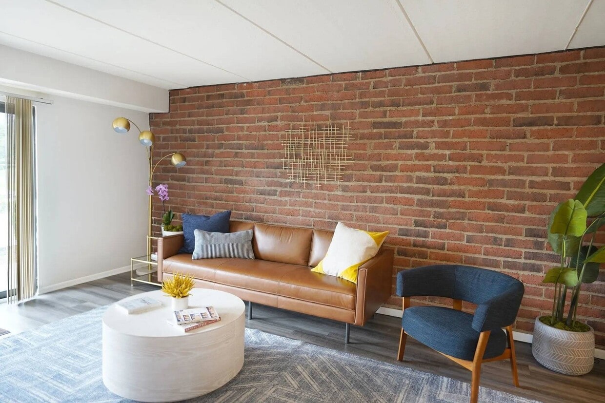 Stonecliffe Apartments in Monroeville, PA