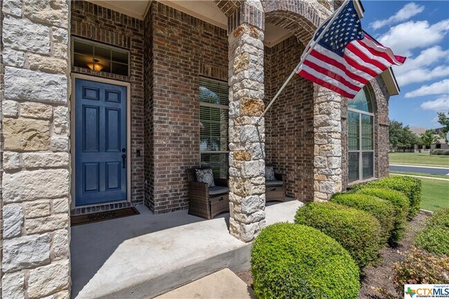 Foto del edificio - 1605 Naranjo Dr