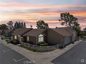 Building Photo - 6681 Brighton Pl