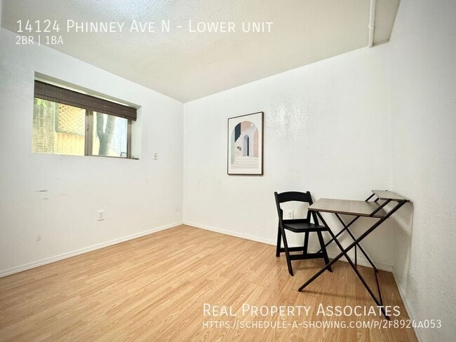Building Photo - 14124 Phinney Ave N