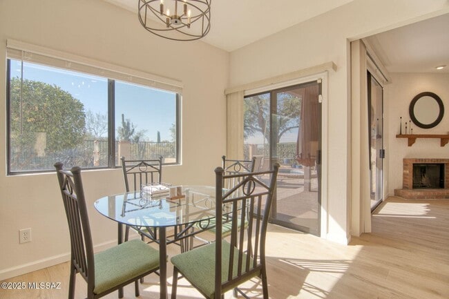 Photo - 1148 Cam Diestro Townhome