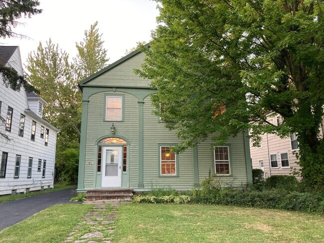 Building Photo - 18509 Winslow Rd