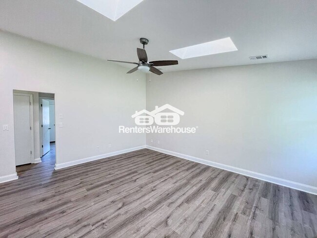 Foto del edificio - 2549 Hunters Run Trail