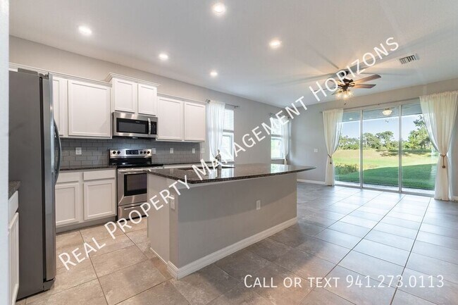 Foto del edificio - 2483 Midnight Pearl Dr