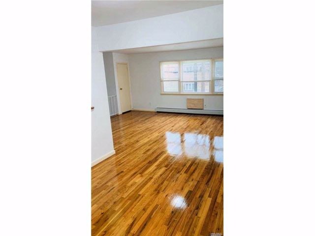 Building Photo - 130-25 59th Ave
