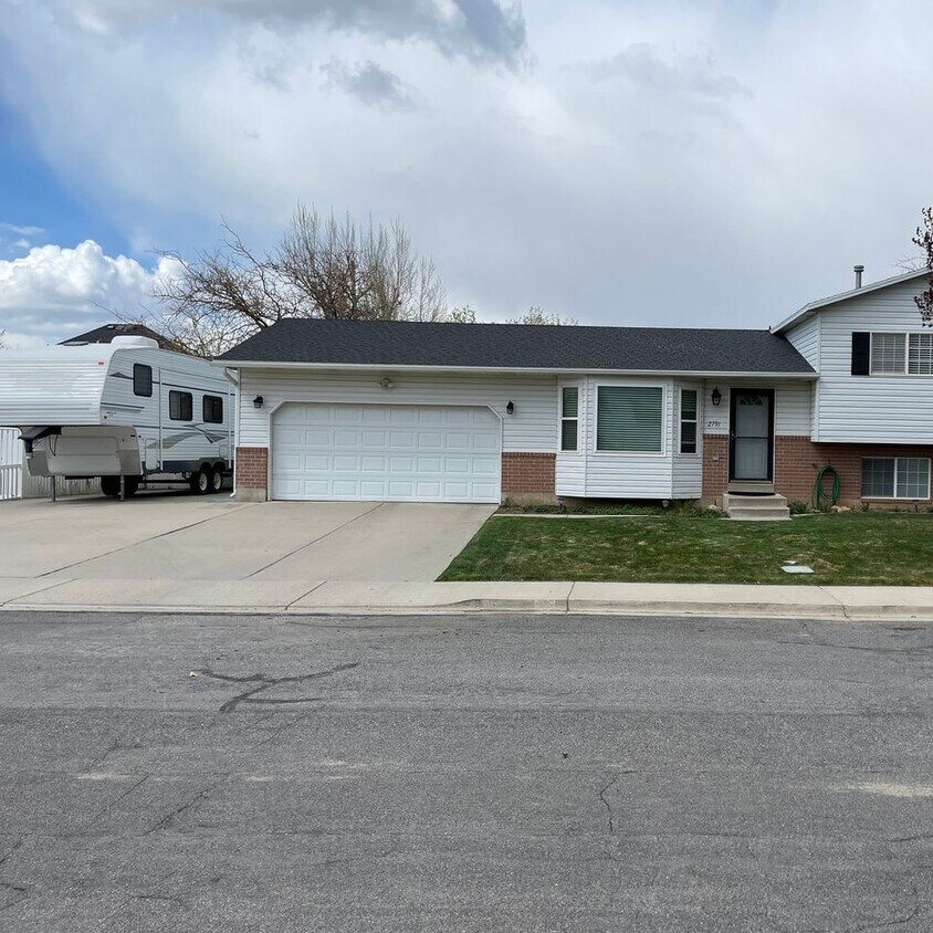 Primary Photo - 2791 E 1520 S