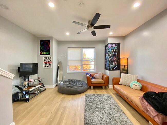 Foto del edificio - 1932 n 8th St