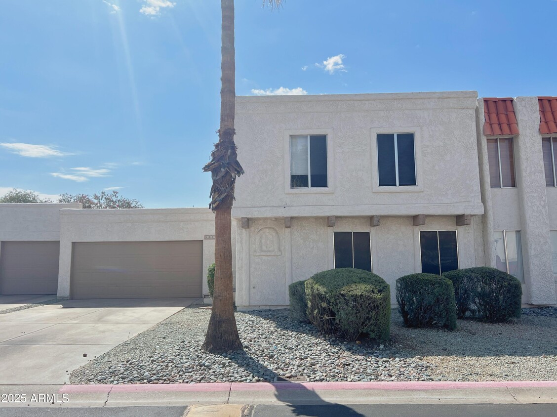 Primary Photo - 16029 N 25th Dr
