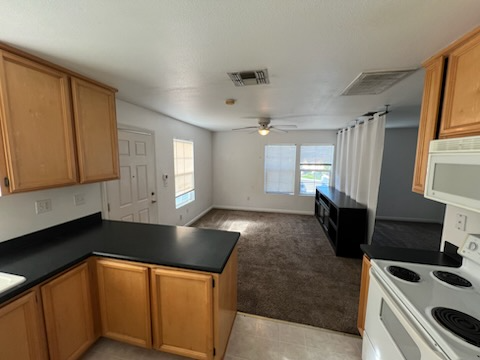 Foto del edificio - 9660 Glacier Creek Way