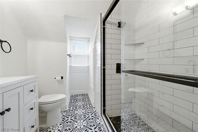 Foto del edificio - 3326 E Overlook Rd