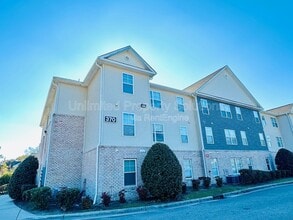 Building Photo - 376 S Kerr Ave