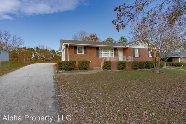 Building Photo - 3 br, 2 bath House - 127 Hyde Cir