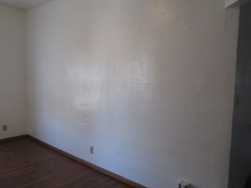 Building Photo - 242 NW Chehalis Ave