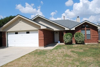 Building Photo - 607 James Loop