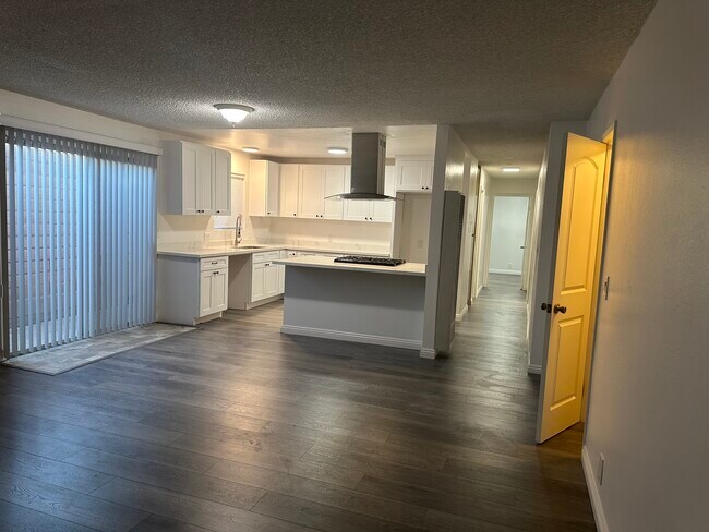 Foto del edificio - 244 S 10th St