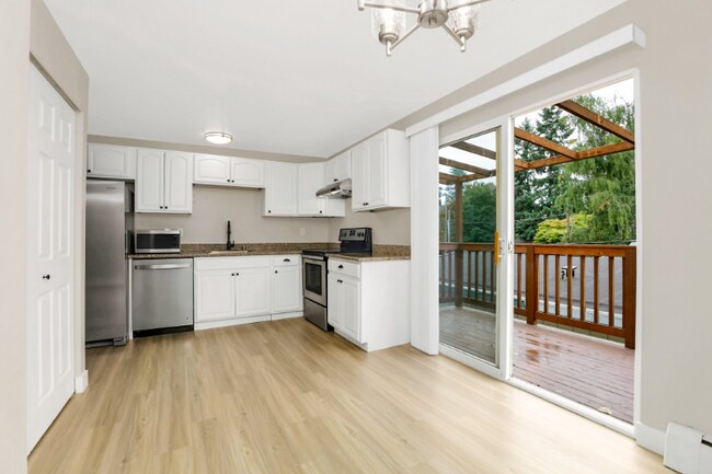 Building Photo - 830 3rd Ave NW