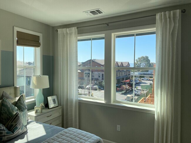 Bedroom 1 - 47458 Grizzly Falls Cmn