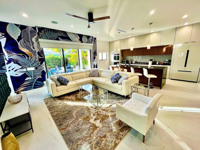 Foto del edificio - 1620 NE 6th St