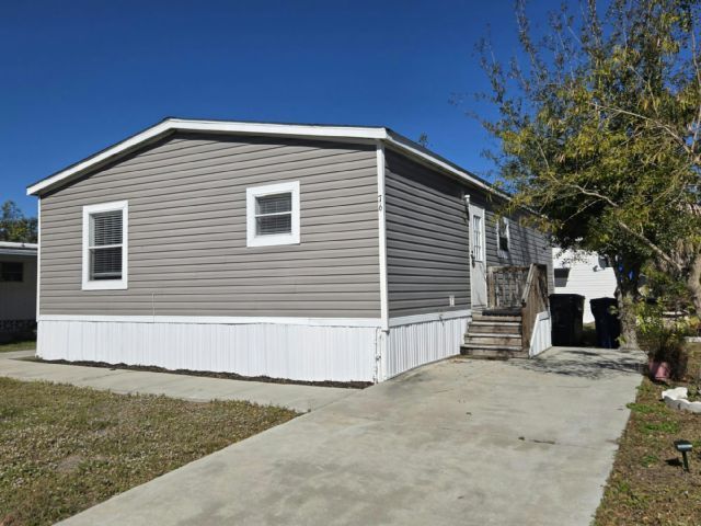 Building Photo - 1219 51st Ave E