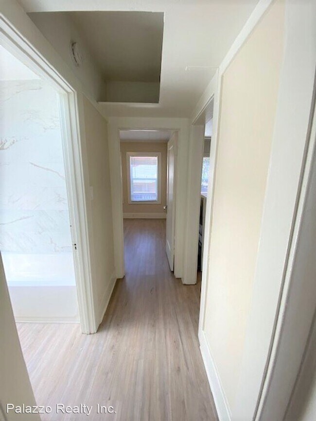 Building Photo - 281 Falcon Ave