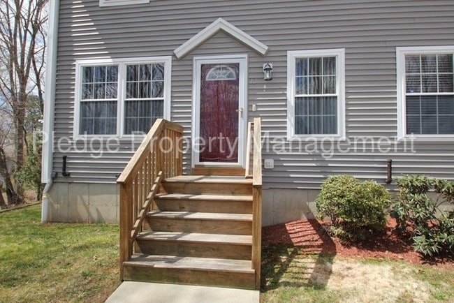 Building Photo - 10 Cathcart Dr