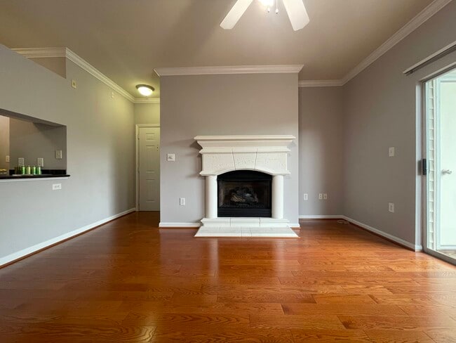 Building Photo - 12124 Garden Ridge Ln