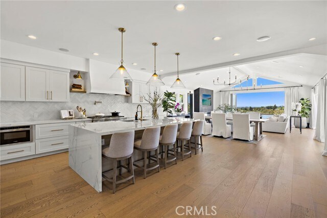 Foto del edificio - 6041 Saddletree Ln