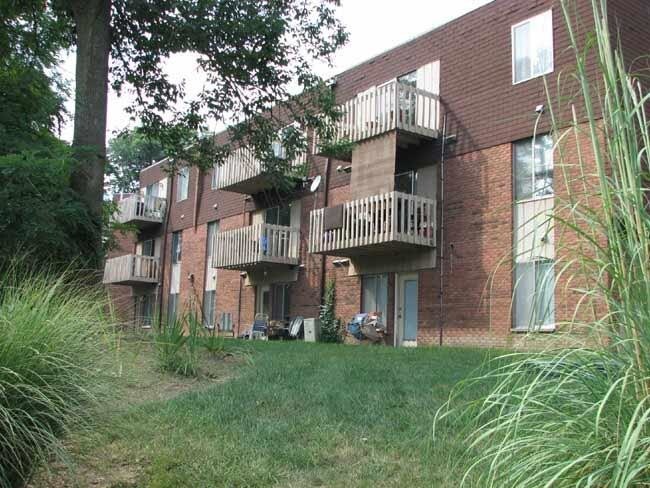 Building Photo - 5462 Beechmont Ave