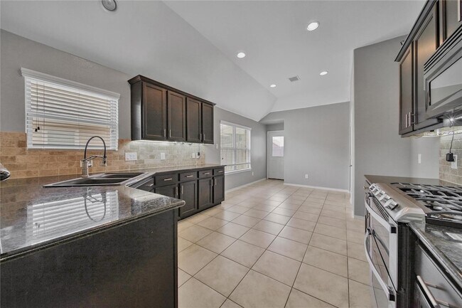 Foto del edificio - 3602 Goldleaf Trail Dr