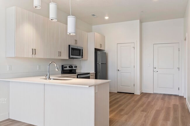 Building Photo - Wasatch View