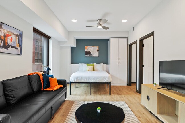 Foto del edificio - 423 E Michigan St