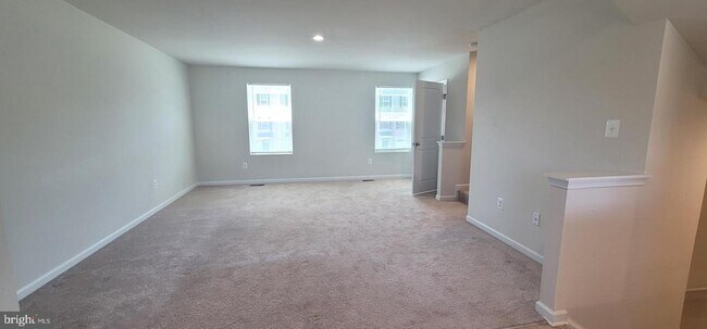 Foto del edificio - 67 Wiggles Ct