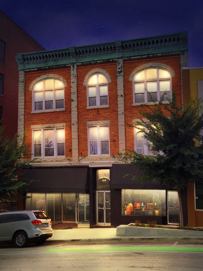 Building Photo - 169 S Schuyler Ave