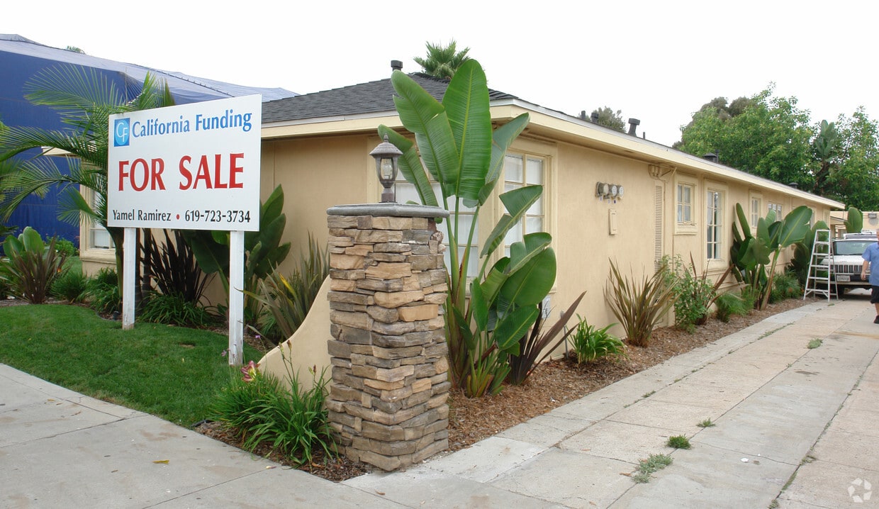 Building Photo - 3816 Adams Ave