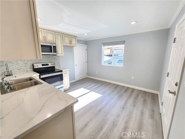 Building Photo - 21217 De La Guerra St